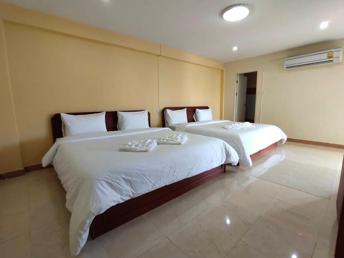Samkwan Village Bangsaen Екстериор снимка