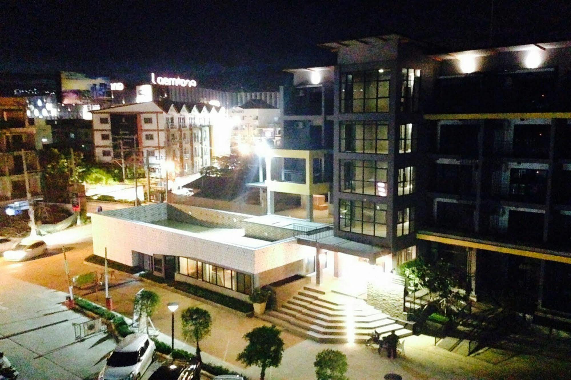 Samkwan Village Bangsaen Екстериор снимка